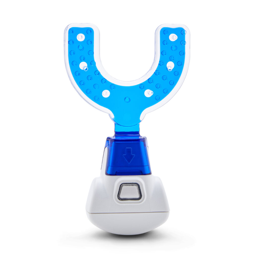 Posavjetujte se s ortodontom o prednostima prozirnih udlaga SureSmile® i pomoćnog uređaja SureSmile® VPro™.